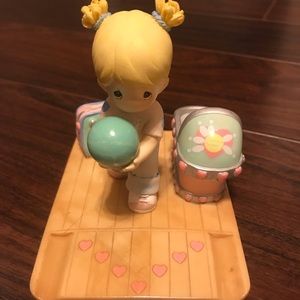 I’m Aiming for A Friends Like You Precious Moment